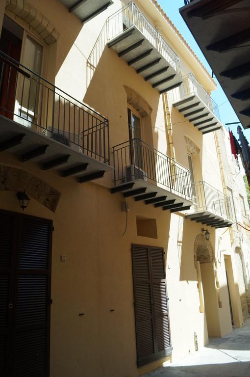 Khalisah Bed & Breakfast Palermo Ngoại thất bức ảnh